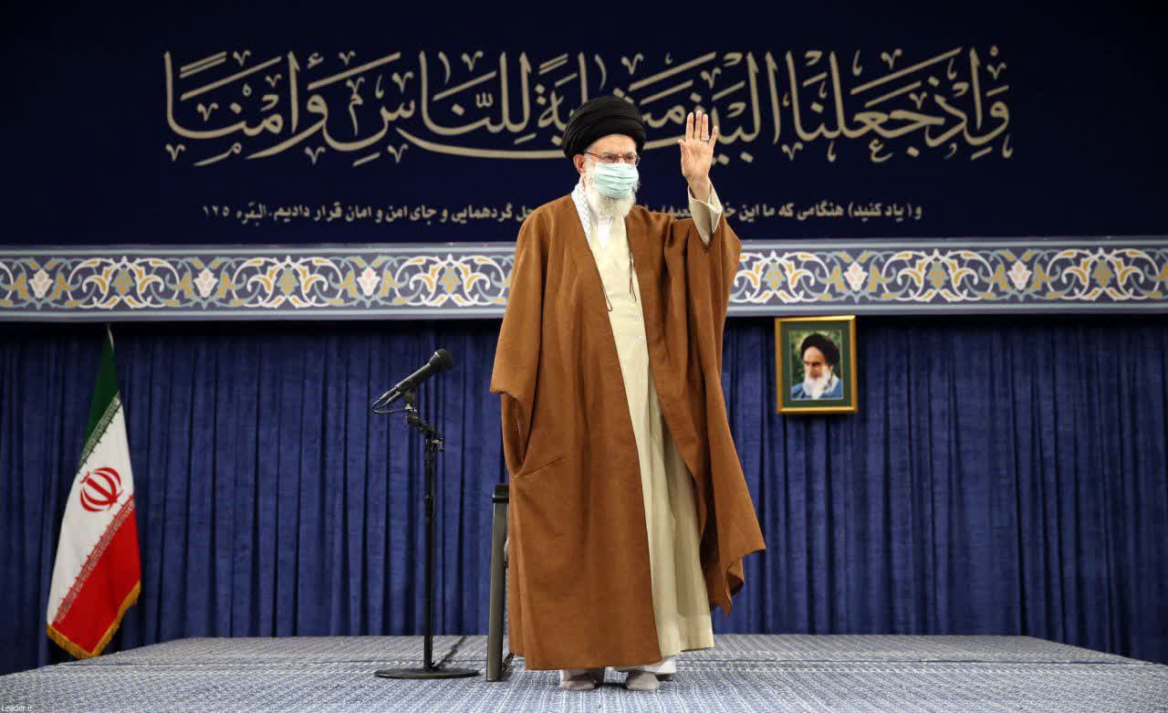 ⭕️دیدار کارگزاران حج با رهبر انقلاب در آستانه‌ی اعزام حجاج بیت‌الله‌الحرام به سرزمین وحی، دست‌اندرکاران و کارگزاران حج کشورمان، با رهبر انقلاب اسلامی دیدار کردند